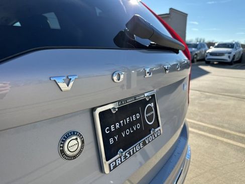 Certified 2024 Volvo XC90 T8 Ultimate w/ Protection Package image 37