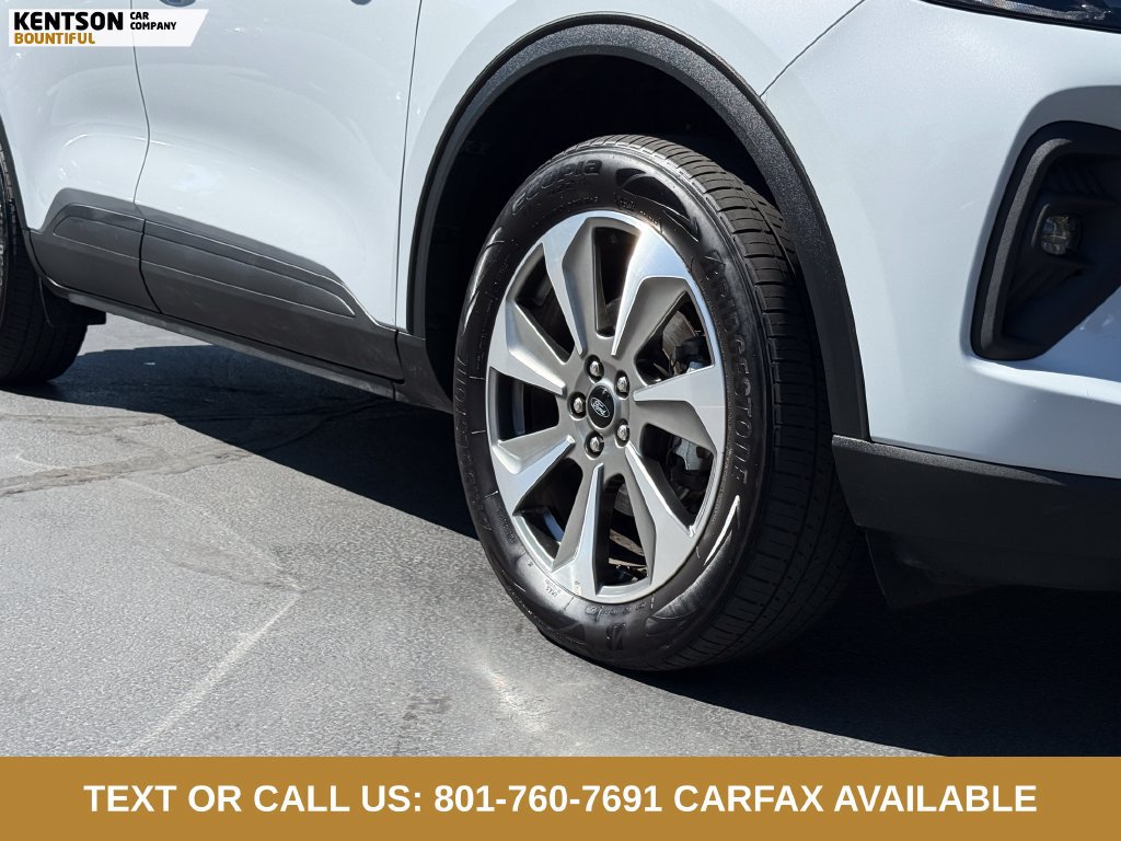 Used 2025 Ford Escape Platinum AWD/4WD image 12