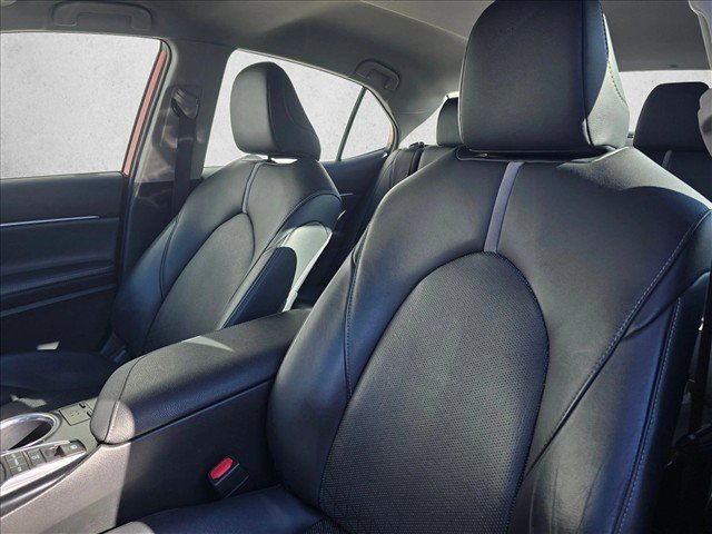 Used 2010 Toyota Camry XLE FWD image 21