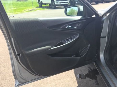 Used 2023 Chevrolet Malibu LT FWD image 21