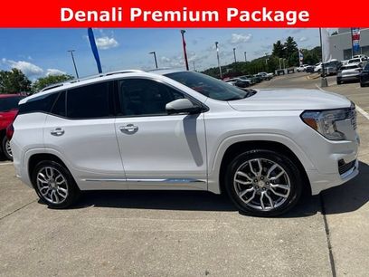 Used 2024 GMC Terrain Denali w/ Denali Premium Package