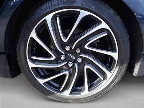 Used 2020 Lincoln MKZ Reserve w/ Elements Package image 7