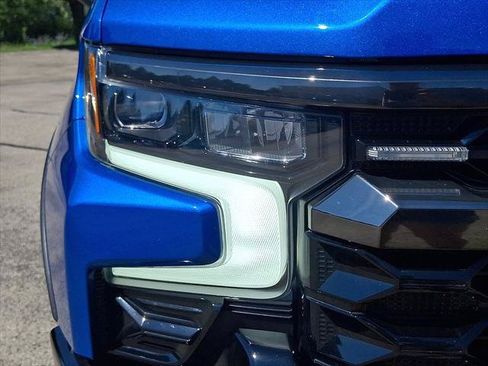 Used 2024 Chevrolet Silverado 1500 ZR2 AWD/4WD image 10
