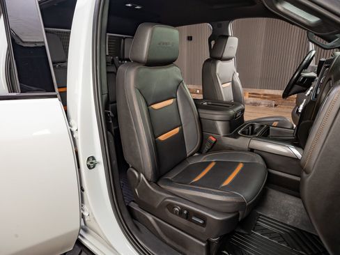 Used 2022 GMC Sierra 2500 AT4 w/ AT4 Preferred Package image 31