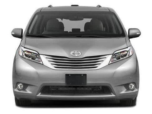 Used 2016 Toyota Sienna XLE Premium w/ Outdoor Package AWD/4WD image 7