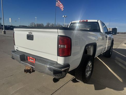 Used 2016 GMC Sierra 2500 4x4 Regular Cab image 3