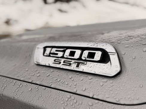 Used 2025 RAM 1500 Big Horn image 9