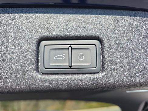 New 2025 Audi Q5 Premium Plus image 13