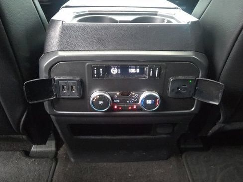 Used 2020 Ford Expedition Limited w/ Equipment Group 301A AWD/4WD image 19