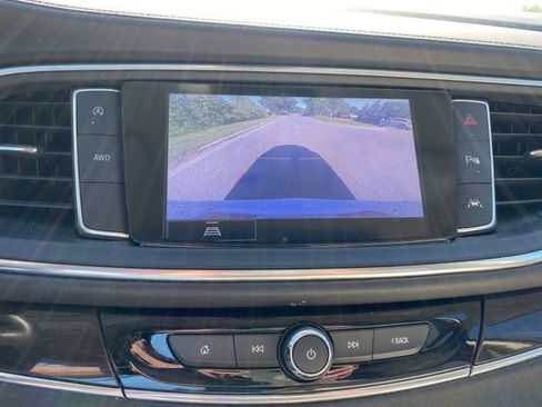 Used 2023 Buick Enclave Essence w/ Experience Buick Package AWD/4WD image 18