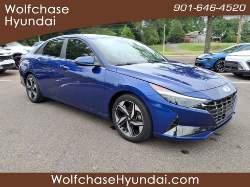 Used 2023 Hyundai Elantra Limited w/ Cargo Package FWD image 7