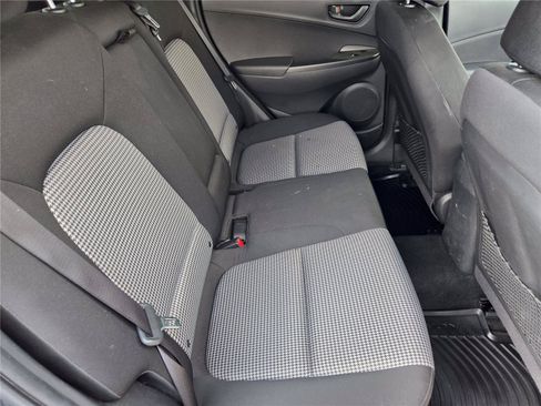 Used 2021 Hyundai Kona SE w/ Cargo Package FWD image 28