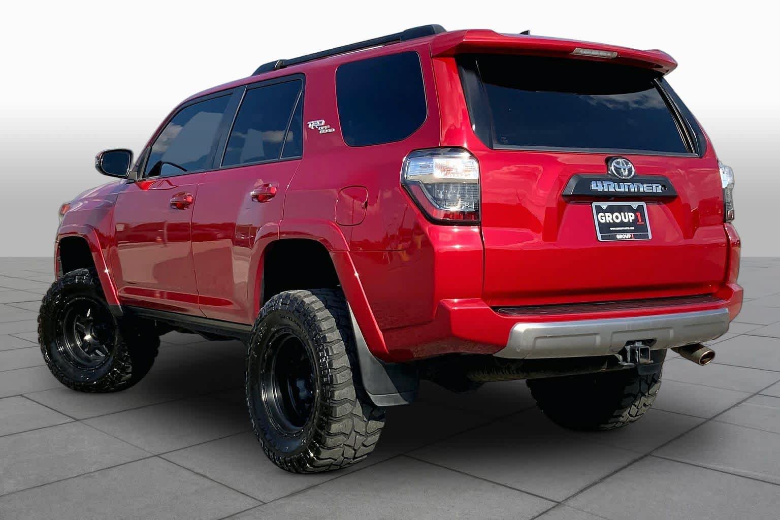 Used 2019 Toyota 4Runner TRD Off-Road Premium AWD/4WD image 12