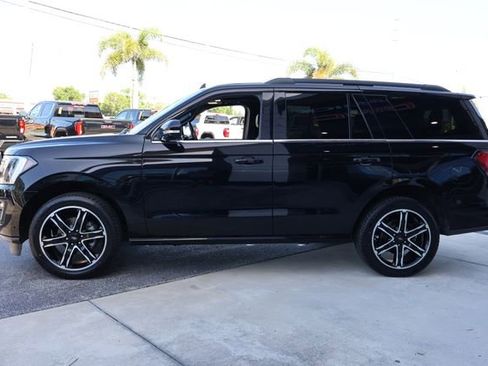 Used 2021 Ford Expedition Limited RWD image 6