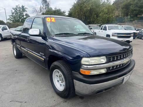 Used 2002 Chevrolet Silverado 1500 LS RWD image 1