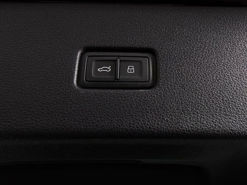 Used 2025 Audi Q8 Premium w/ Black Optic Package AWD/4WD image 30