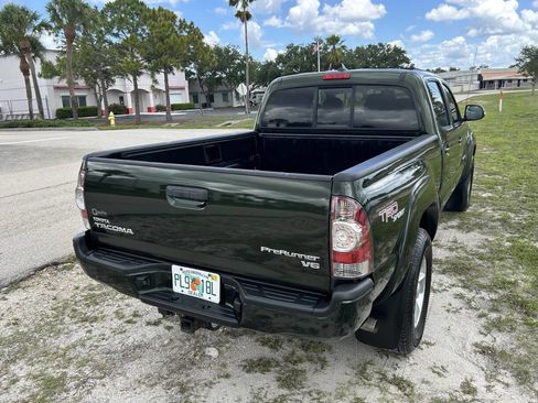 Used 2012 Toyota Tacoma PreRunner w/ TRD Sport Pkg RWD image 8