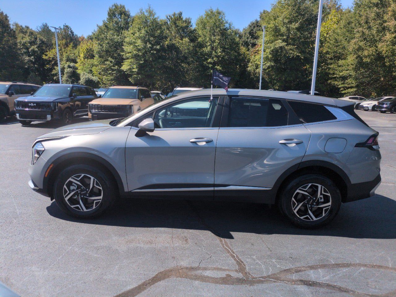 Certified 2023 Kia Sportage LX AWD/4WD image 4
