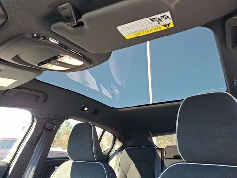 Certified 2023 Volvo C40 P8 Recharge Ultimate AWD/4WD image 14