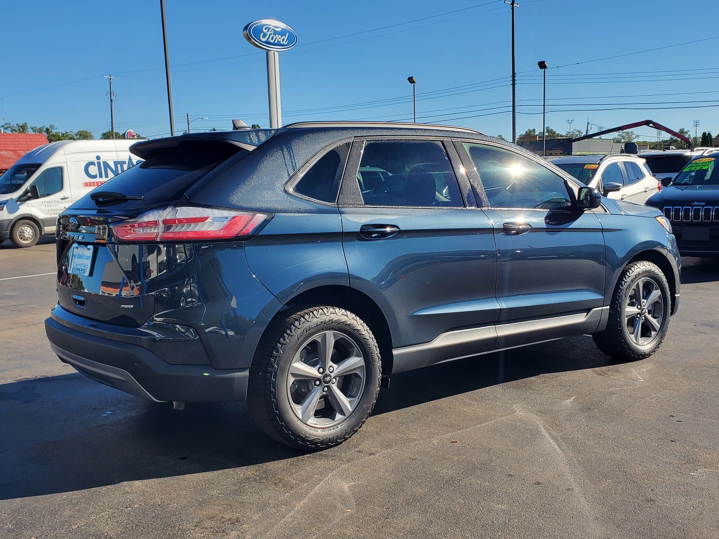 Used 2024 Ford Edge SEL w/ Sport Appearance Package AWD/4WD image 4