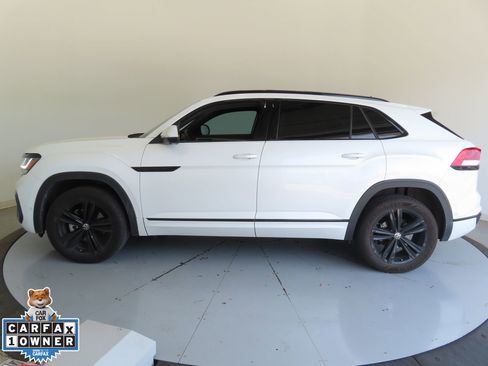 Certified 2023 Volkswagen Atlas Cross Sport SEL Premium R-Line AWD/4WD image 8