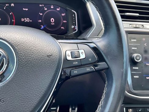 Used 2019 Volkswagen Tiguan SEL Premium R-Line FWD image 25