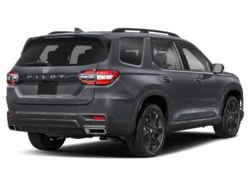 New 2025 Honda Pilot Black Edition image 2