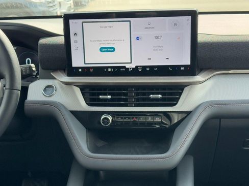 New 2026 Ford Explorer Active w/ Active Comfort Package image 8