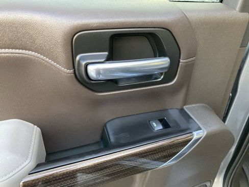 Used 2019 Chevrolet Silverado 1500 LT w/ All-Star Edition image 23