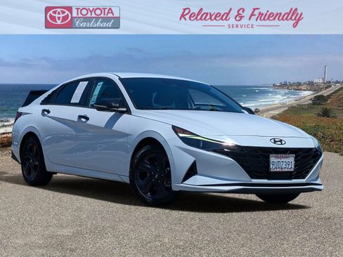 Used 2022 Hyundai Elantra SEL w/ Convenience Package FWD image 1