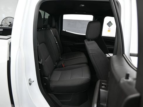 Used 2025 Chevrolet Colorado Trail Boss AWD/4WD image 33