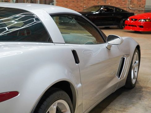 Used 2010 Chevrolet Corvette Grand Sport w/ Preferred Equipment Group RWD image 18