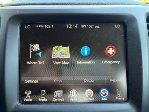 Used 2016 Jeep Cherokee 75th Anniversary FWD image 35