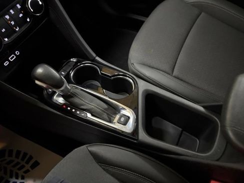 Used 2023 Buick Encore GX Preferred w/ Cold Weather Comfort Package FWD image 38