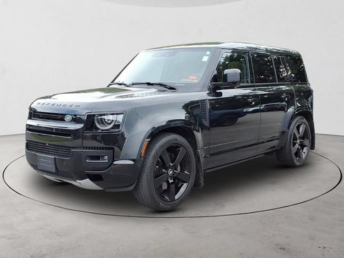 Used 2024 Land Rover Defender 110 V8 AWD/4WD image 1