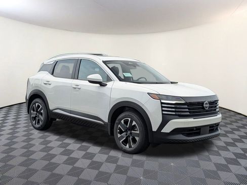 New 2025 Nissan Kicks SV w/ SV Premium Package image 1