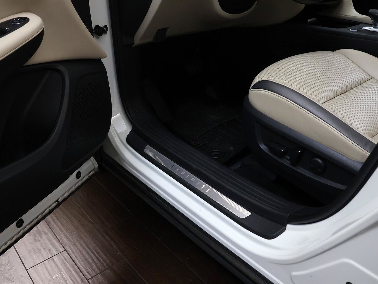 Used 2019 INFINITI QX50 Essential w/ Premium Heat Package AWD/4WD image 20
