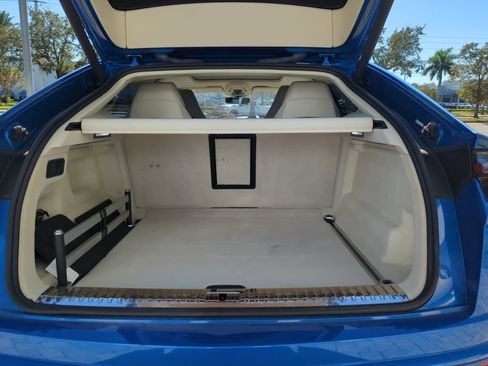 Used 2020 Lamborghini Urus image 12