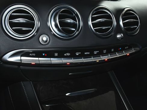 Used 2015 Mercedes-Benz S 550 4MATIC Coupe image 35