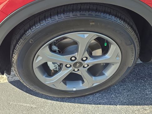 Used 2025 Ford Escape ST-Line w/ Tech Pack #1 image 8