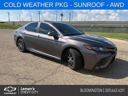 Used 2024 Toyota Camry SE w/ Cold Weather Package AWD/4WD image 1