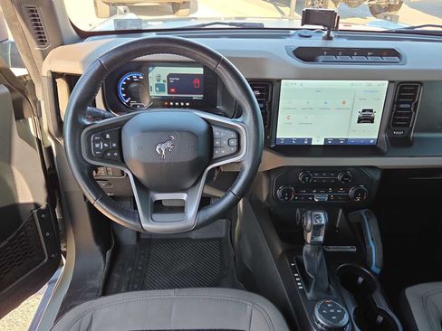 Used 2022 Ford Bronco Wildtrak AWD/4WD image 13