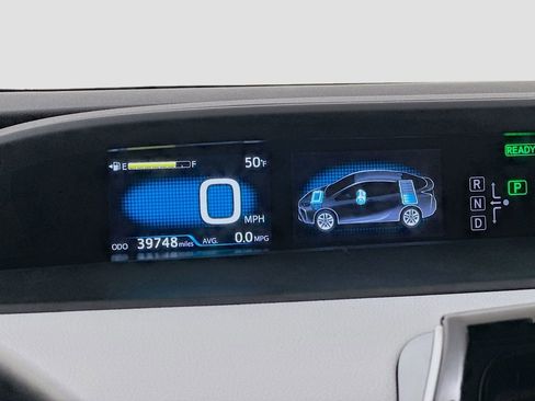 Used 2019 Toyota Prius XLE image 11