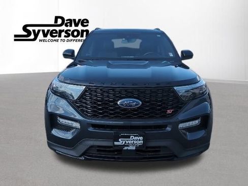 Certified 2022 Ford Explorer ST image 6