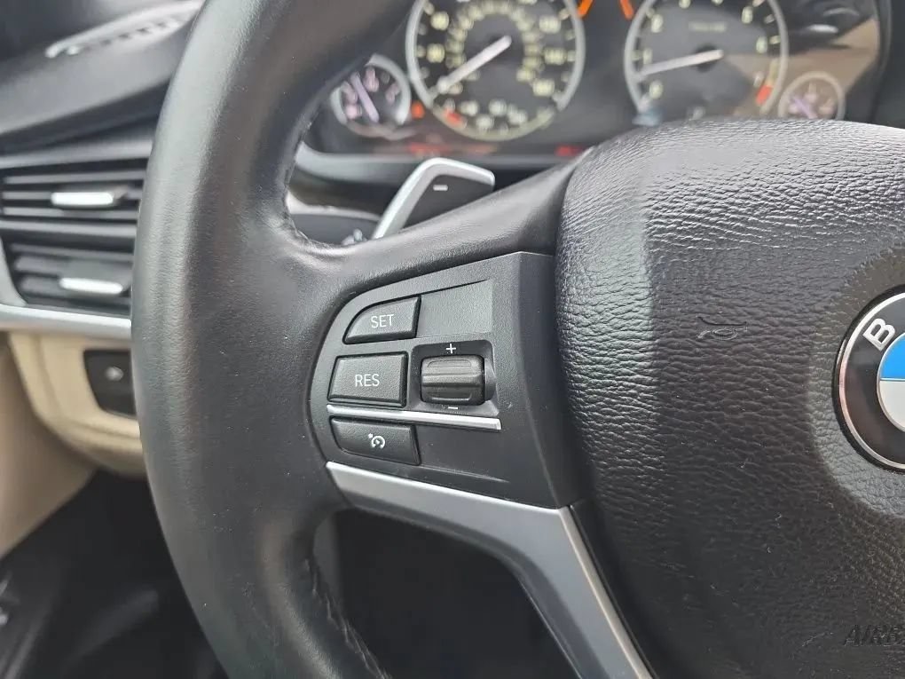 Used 2018 BMW X5 sDrive35i RWD image 19