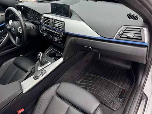 Used 2018 BMW 340i Sedan RWD image 22