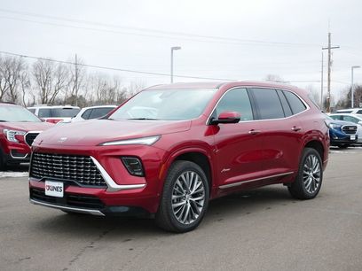 Used 2025 Buick Enclave Avenir w/ Trailering Package, 5000 lbs.
