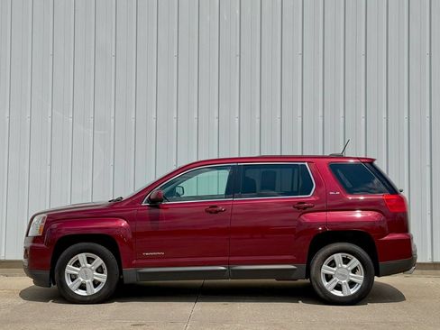 Used 2016 GMC Terrain SLE FWD image 3