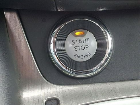 Used 2016 Nissan Murano S w/ Navigation Package AWD/4WD image 24