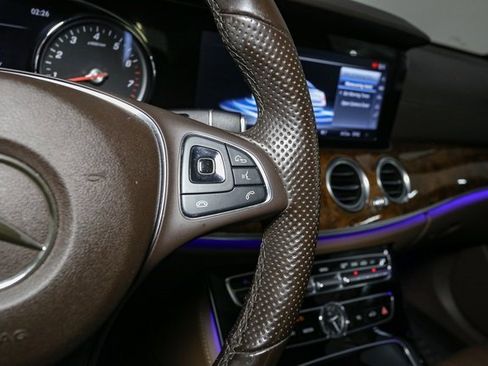 Used 2017 Mercedes-Benz E 300 4MATIC image 30